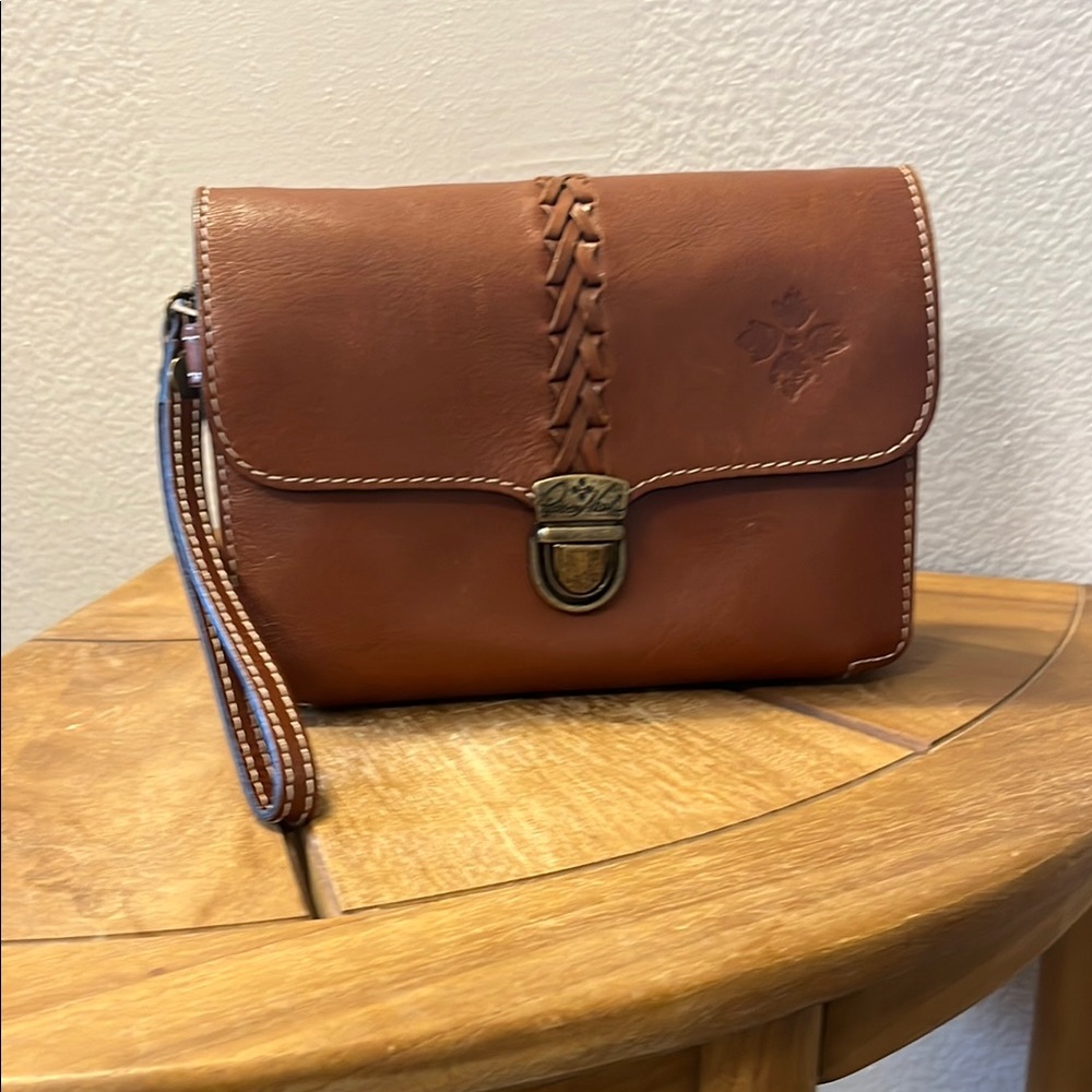 Patricia Nash Women's Bianco Brown Leather Organizer Push Lock Crossbody Bag